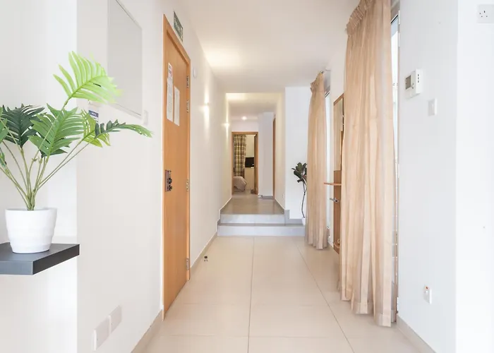 Seafront 3 Bedroom Birgu