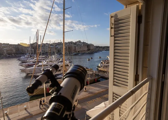 Seafront 3 Bedroom Birgu